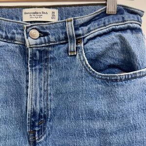 Abercrombie 90s straight high rise jeans